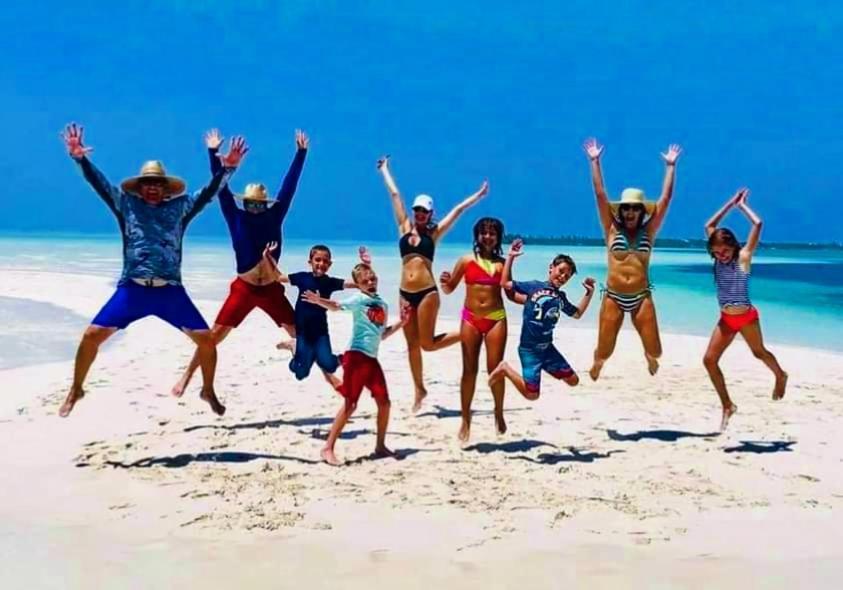 Ukulhas Villa Beach Hotel Екстериор снимка